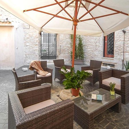 Palazzo Bozzoni Assisi Boutique Apartments Kültér fotó