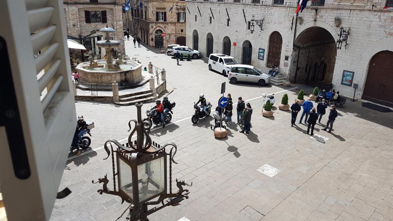 Palazzo Bozzoni Assisi Boutique Apartments Kültér fotó